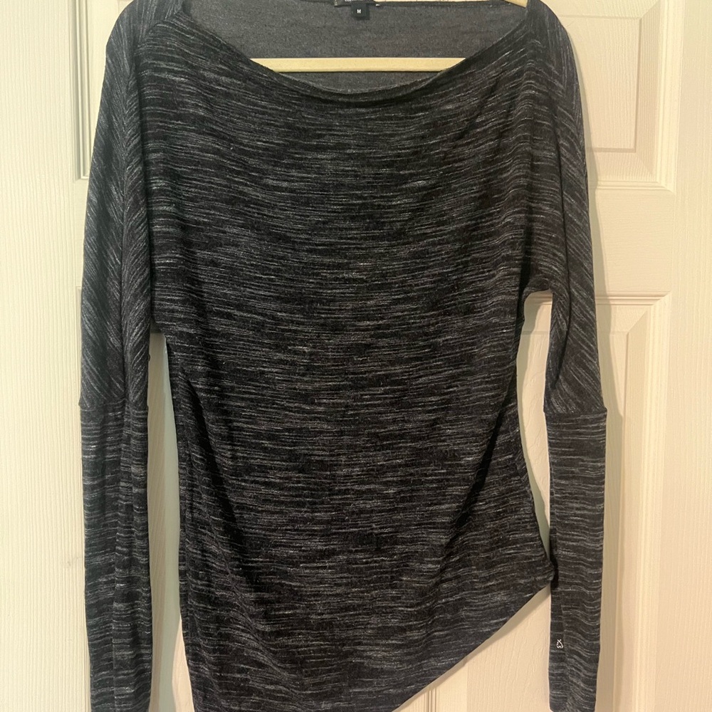 Stella & Dot Gray Asymmetrical Long Sleeve Blouse